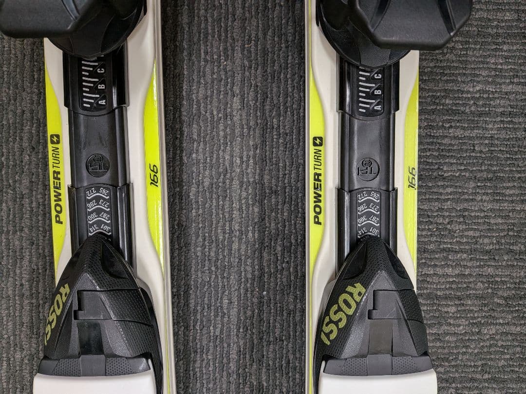 ROSSIGNOL（ロシニョール） スキー板、ビンディングセット