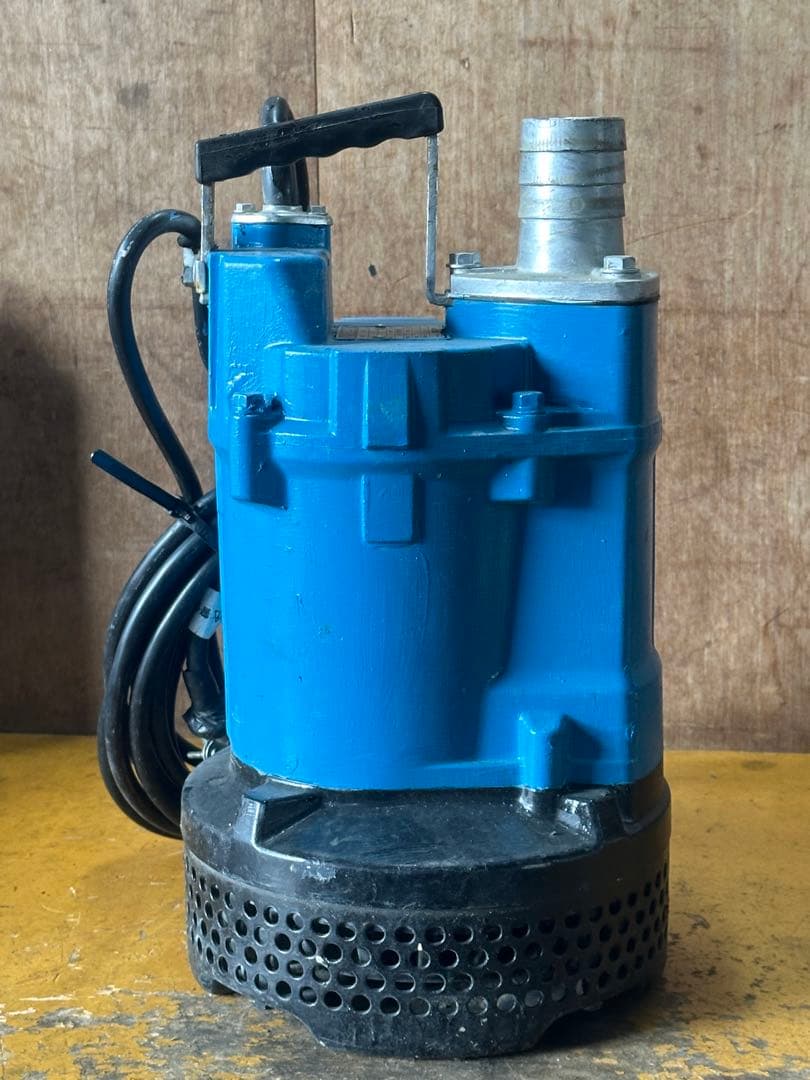 8. 鶴見ポンプ KTVE22.2 三相 200V 50HZ 口径50mm