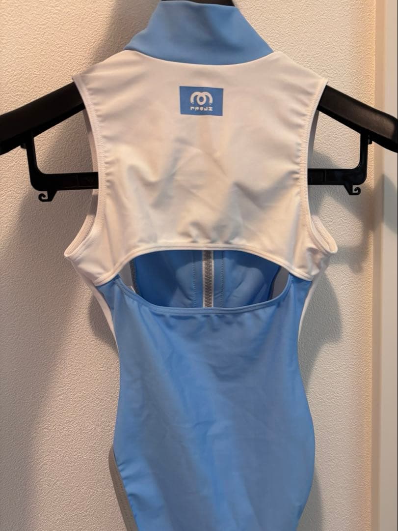 【M企画】競泳水着　イルカ　完売品