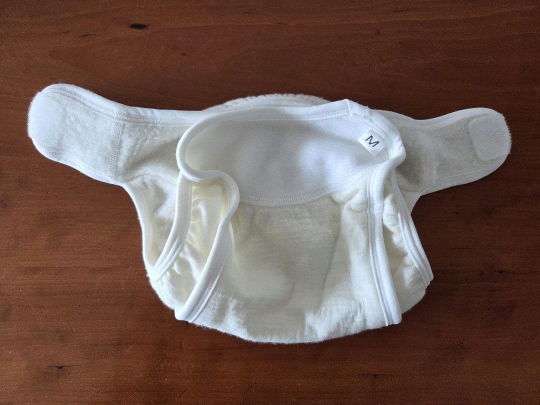 【未使用に近い】コトリワークス　ウールオムツカバー3つ　おまけ付き