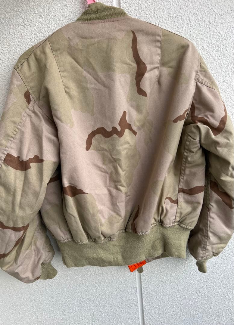 ALPHA デザートカモフラージュ MA-1 フライトジャケット