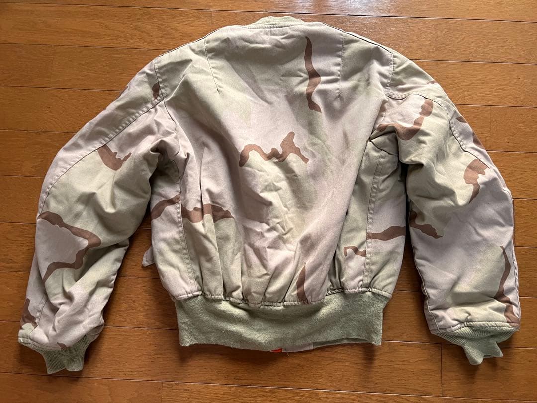 ALPHA デザートカモフラージュ MA-1 フライトジャケット