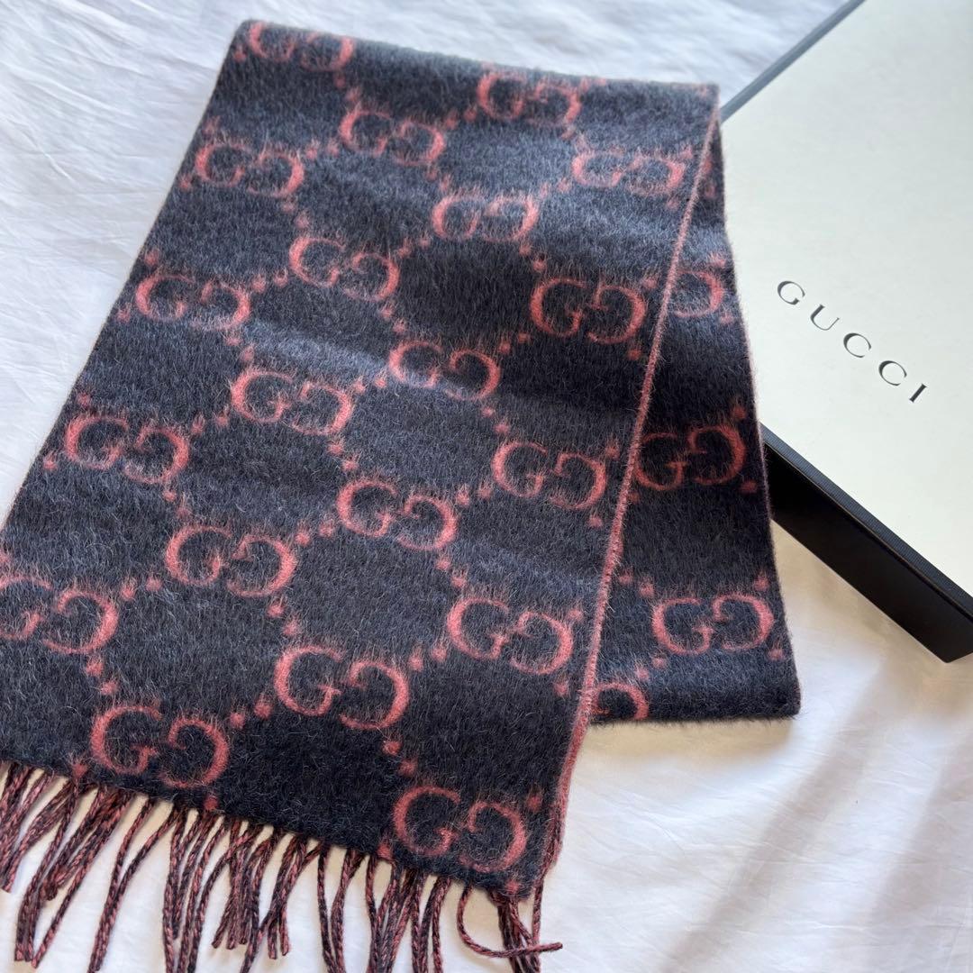 【極美品】　グッチ　マフラー　GG柄　アルパカ　リバーシブル　ピンク　グレー