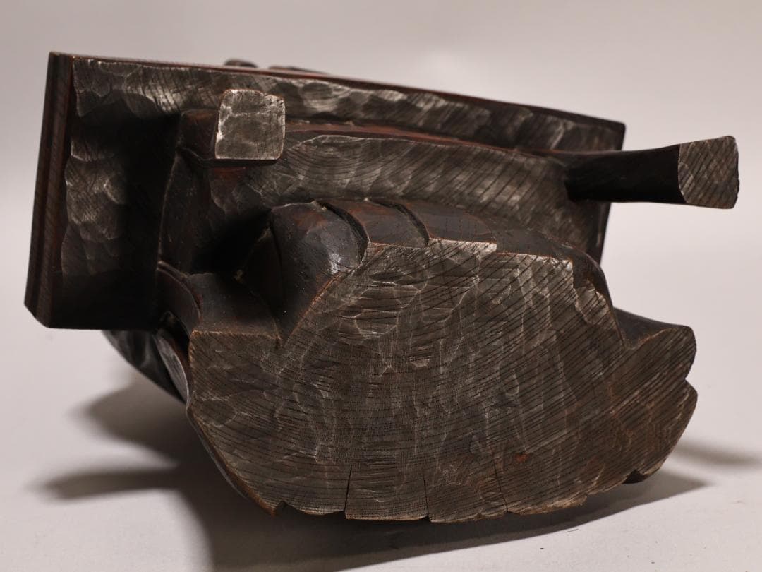 BK436　時代物　木彫　狸和尚 置物　高約26cm　昔話　分福茶釜