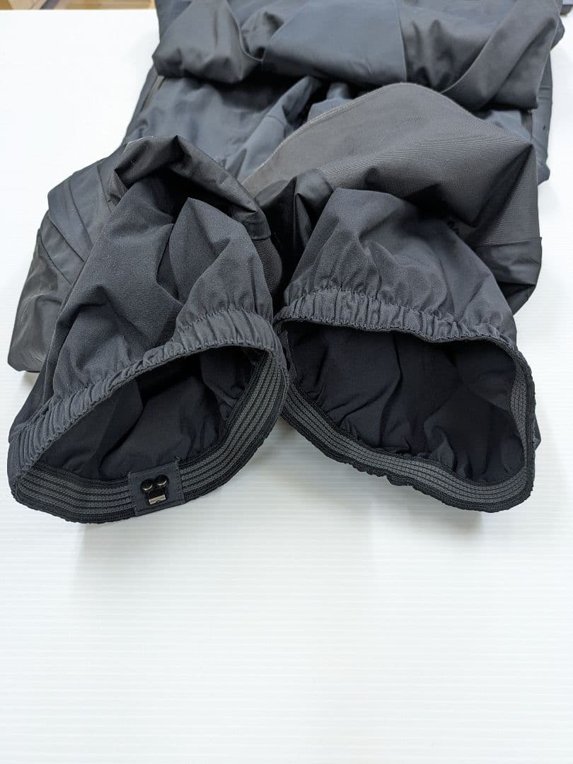 ノースフェイス　エーキャド　フューチャーライト　ビブパンツ