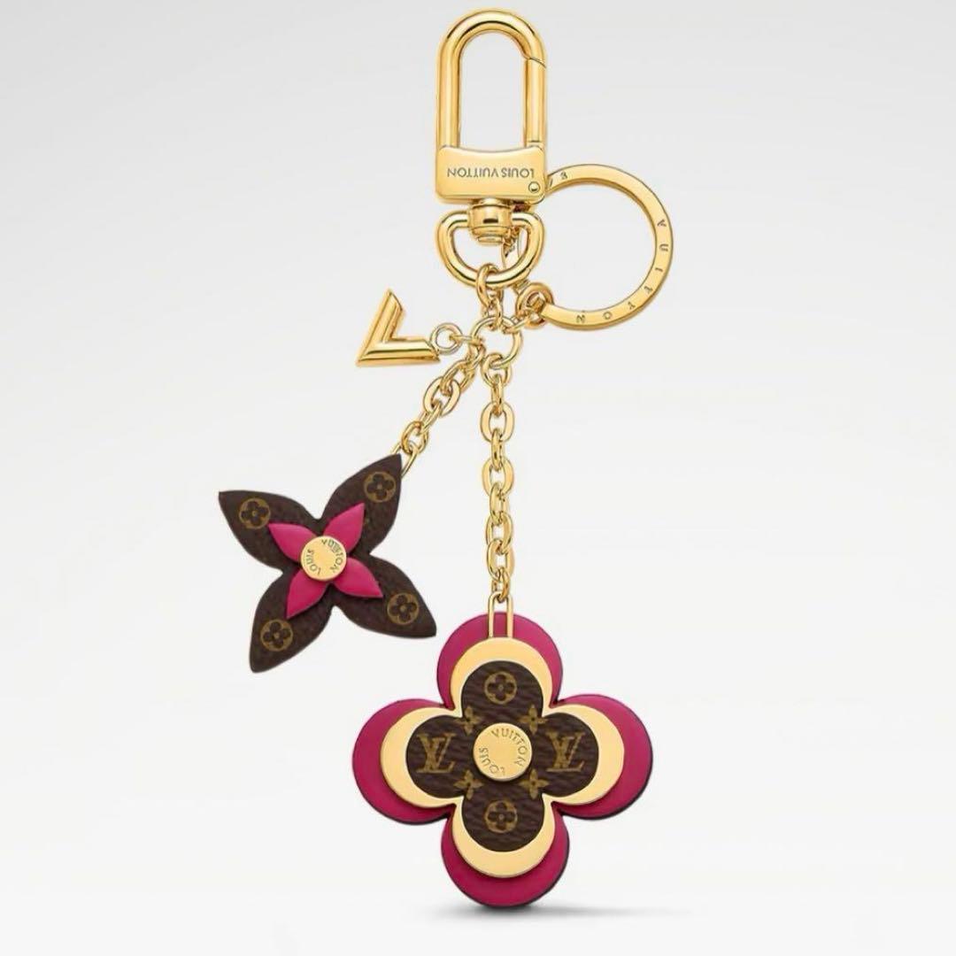 LOUIS VUITTON キーホルダー ポルト クレ ブルーミング フラワー