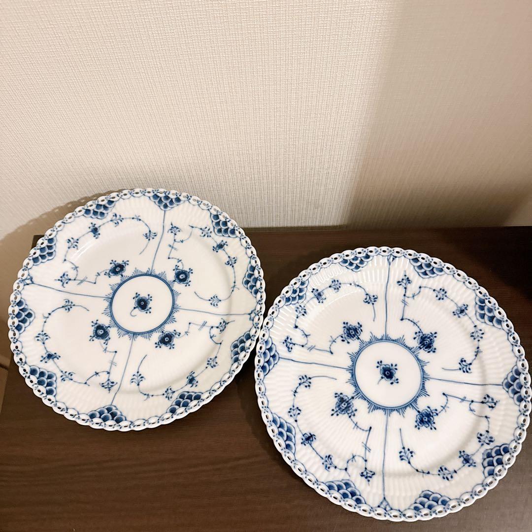 【ポムポム】ロイヤルコペンハーゲン ブルーフルテッド フルレース 大皿