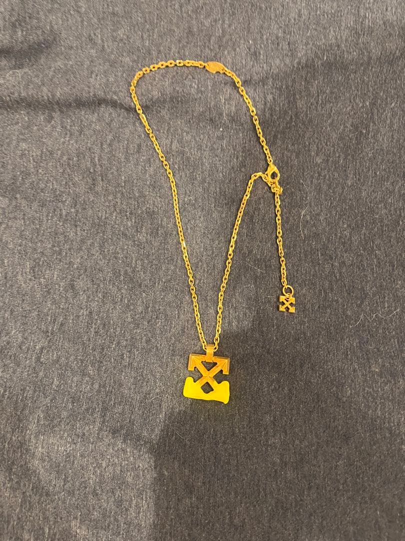off-white 金ネックレス