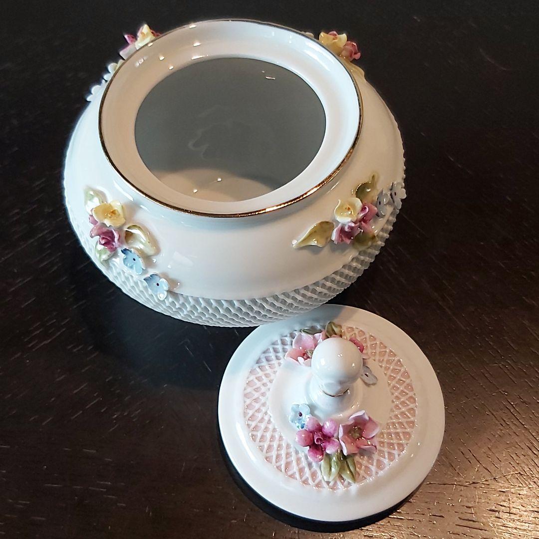 Moga モガ 新品 ボンボニエール ハンドメイド 編み皿 カットワーク 希少