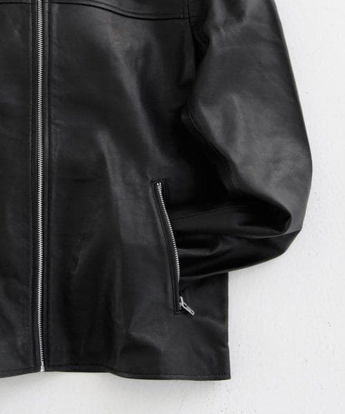 【antiqua】本革♡新感覚デザイン★フーデットレザージャケット【アンティカ】