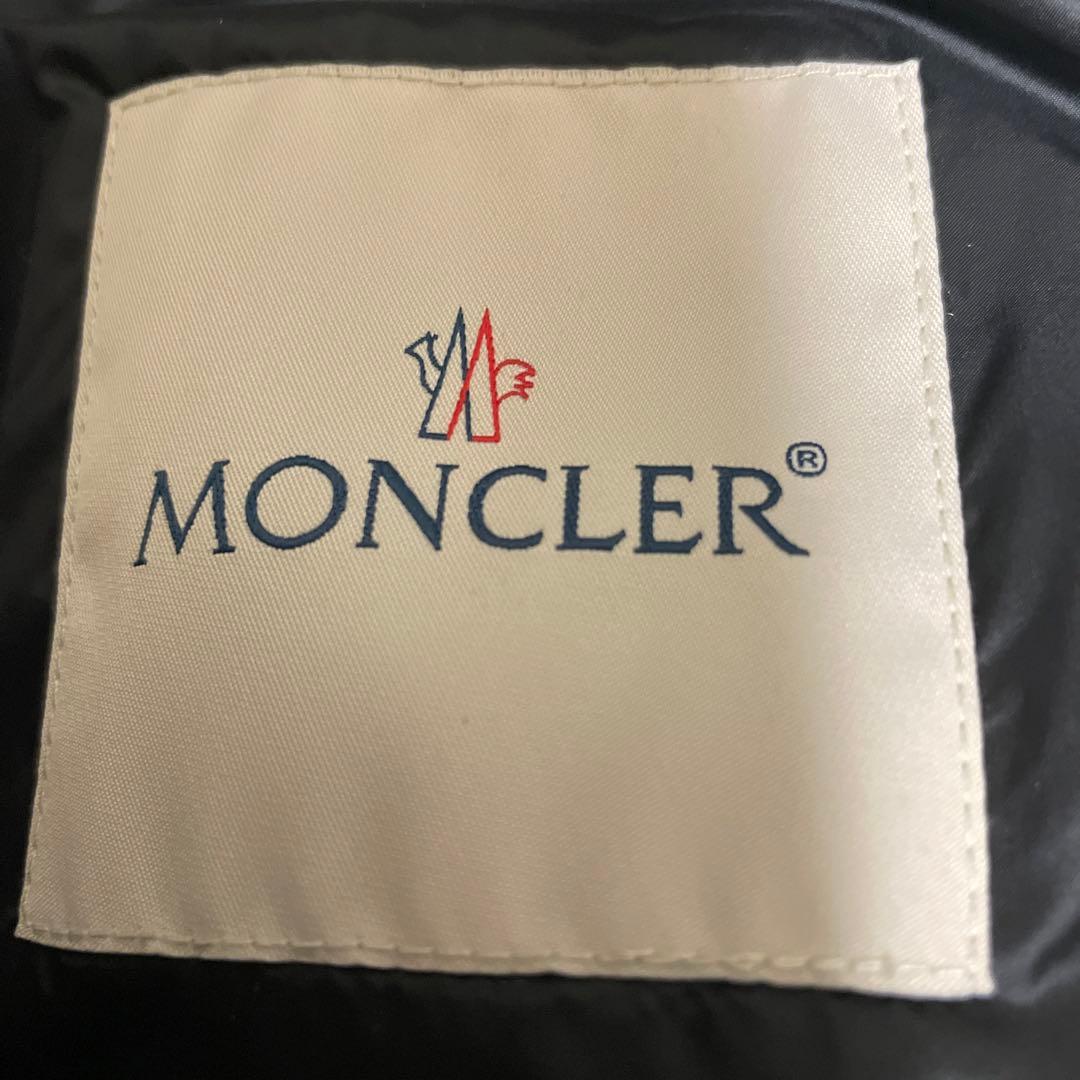 新品未使用正規品MONCLER レディースブラックロゴ3
