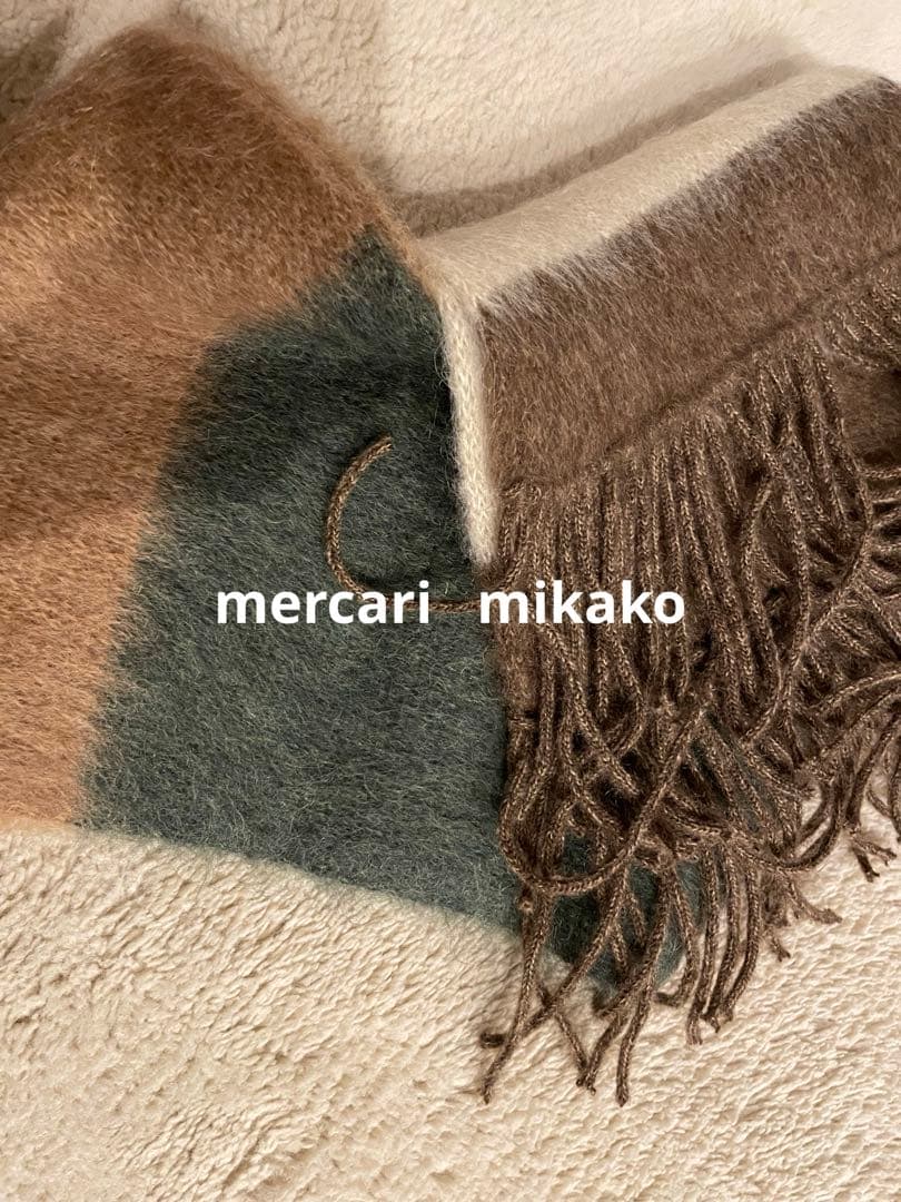 miumiu ミュウミュウ 新作‼︎ 可愛い ロゴ入り フリンジ ロングマフラー