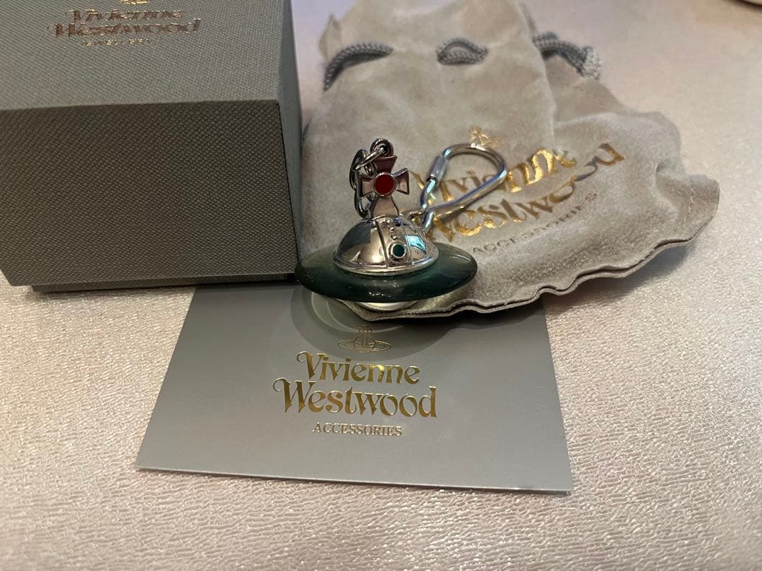 【未使用・保証書付】Vivienne Westwood オーブ キーホルダー