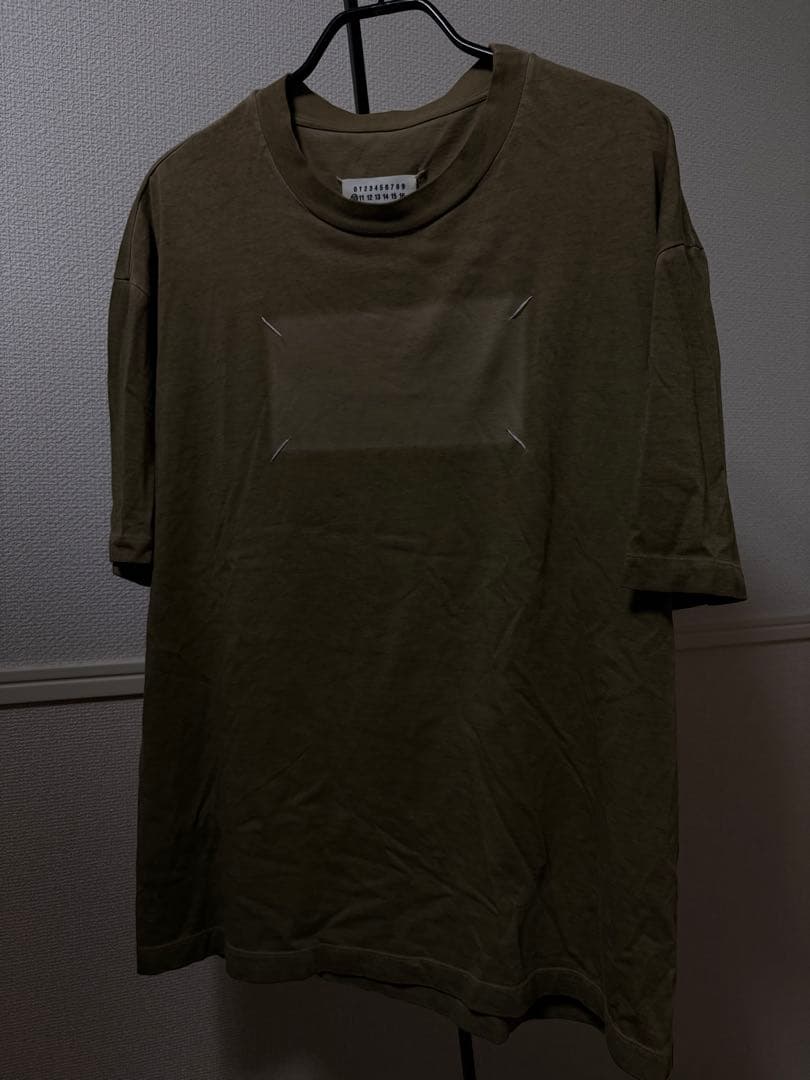 Maison Margiela オリーブ Tシャツ