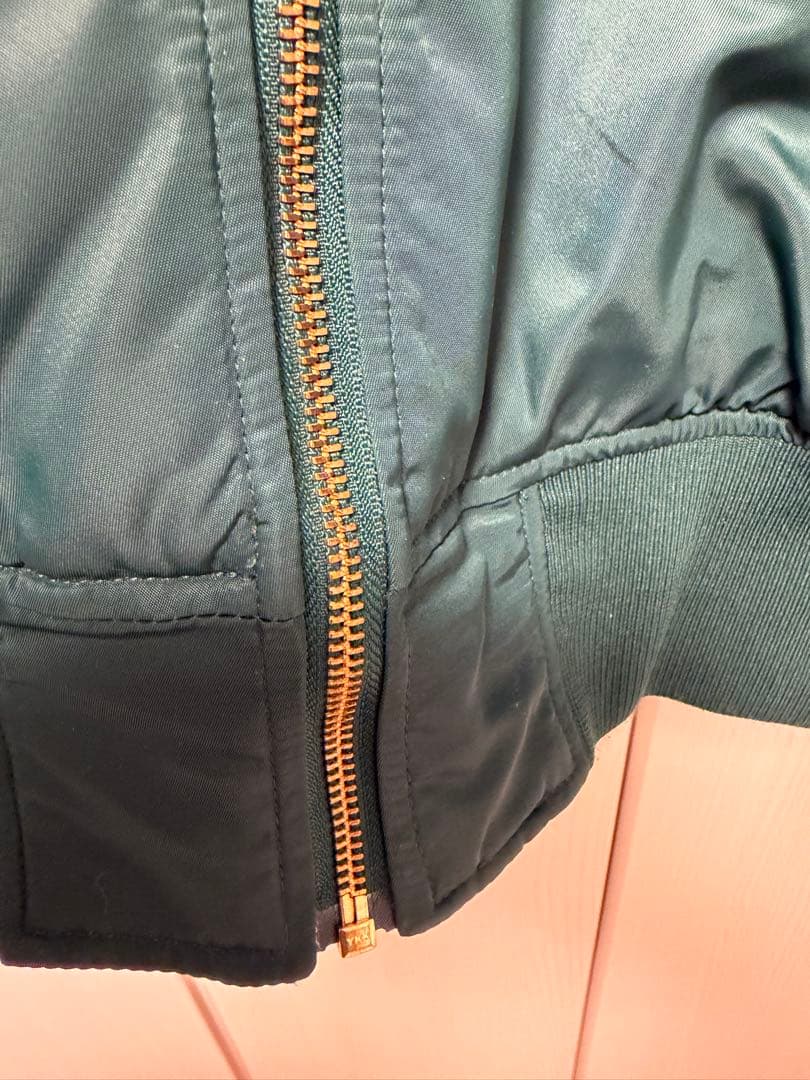 adidas originals ADILENIUM ボンバージャケット