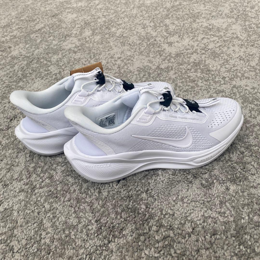 【新品・未使用】NIKEナイキ　ペガサス　イージーオン ホワイト　24.0cm