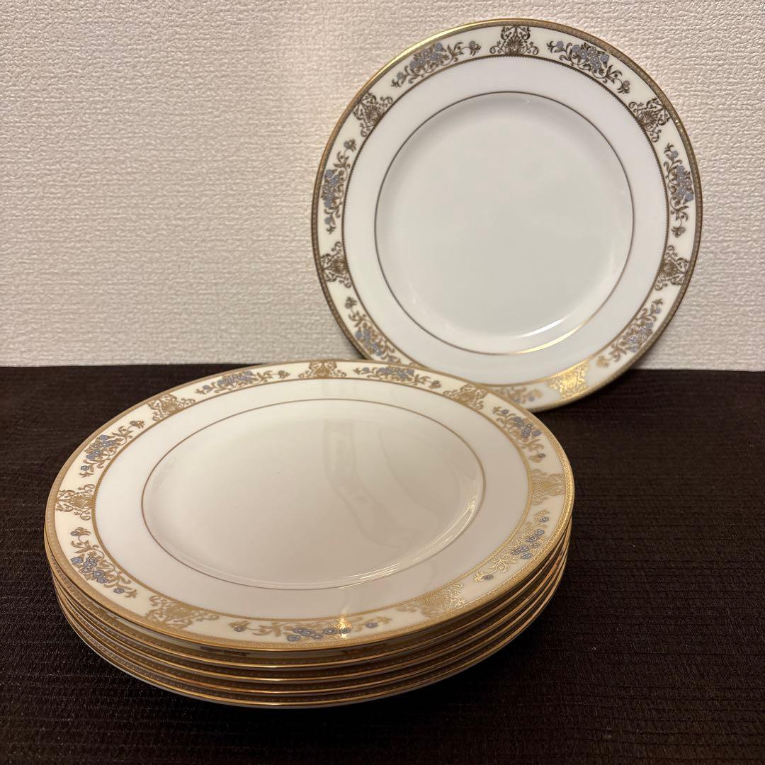 ウェッジウッド　クリブデン　ディナープレート　22.5cm