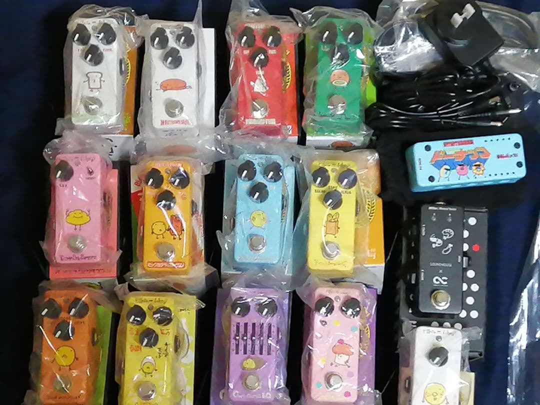 エフェクツベーカリーほぼ全機種コンプリート＆非売品エフェクターバッグのセット