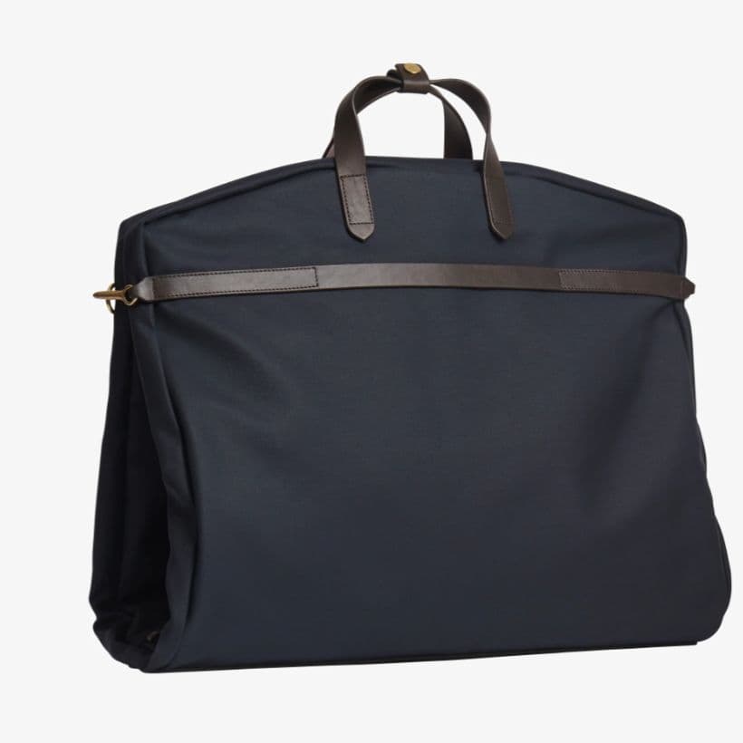 MISMO ミスモ ナイロンガーメントバッグ