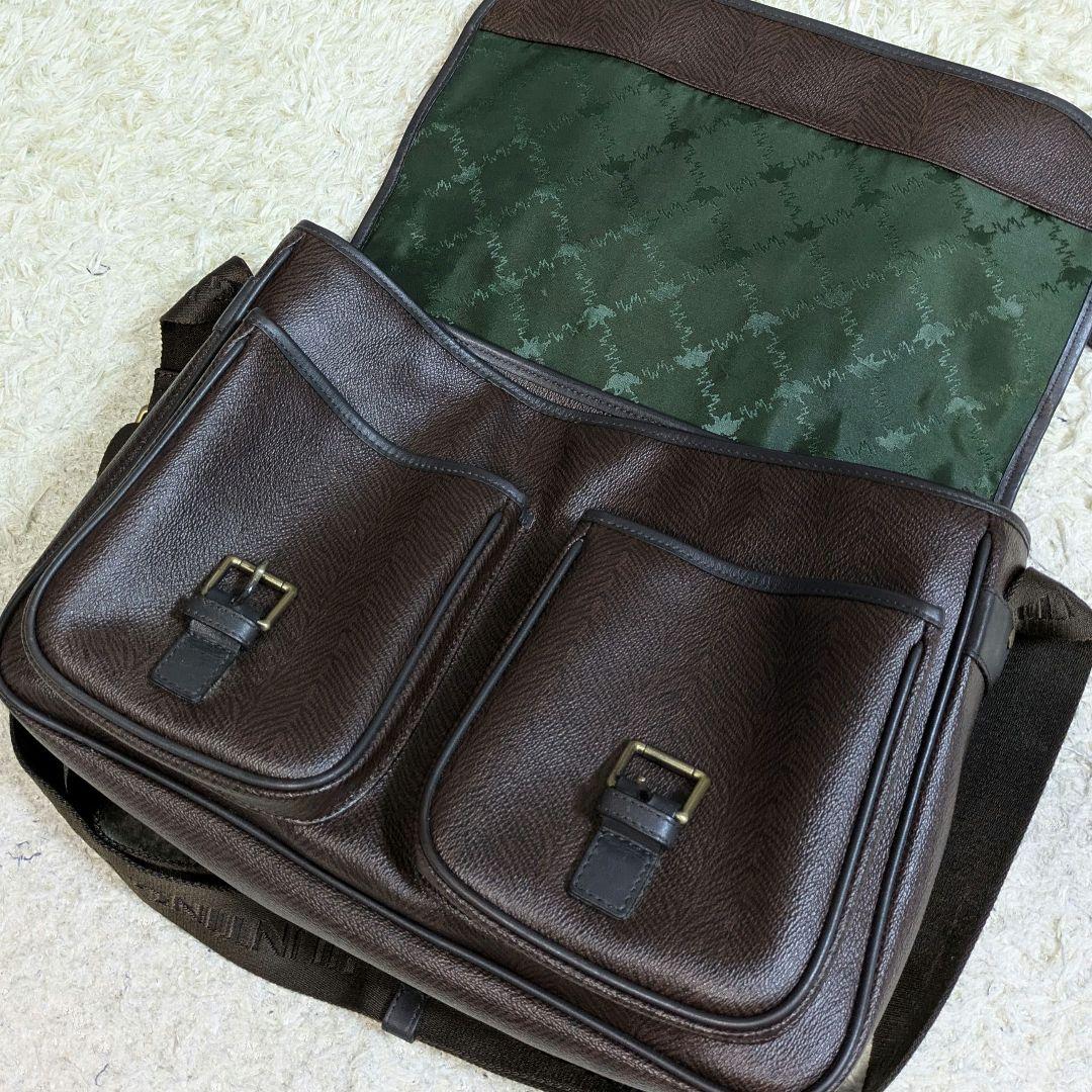 ハンティングワールド　ロゴ　レザー　革　メッセンジャーバッグ　ショルダーバッグ