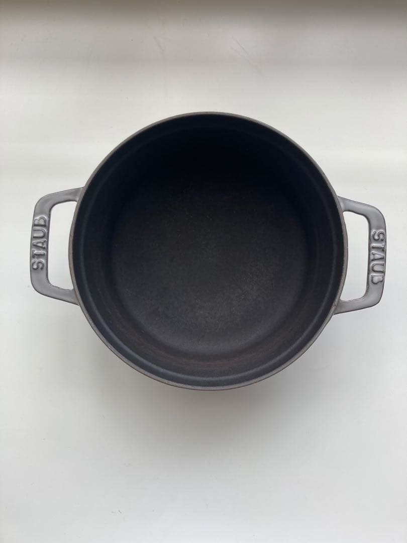 STAUB ストウブ　ココット ラウンド 18cm グレー