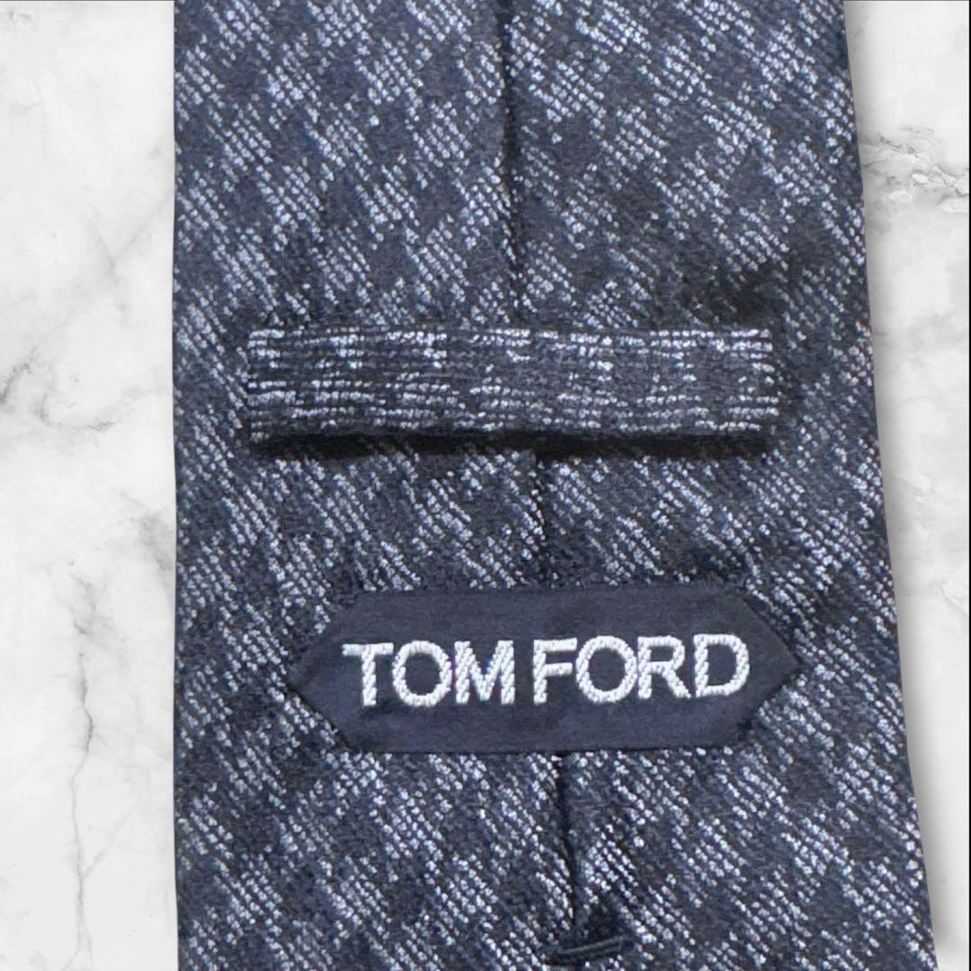 【未使用に近い】TOM FORD グレー　ブラック　千鳥格子　ネクタイ　シルク