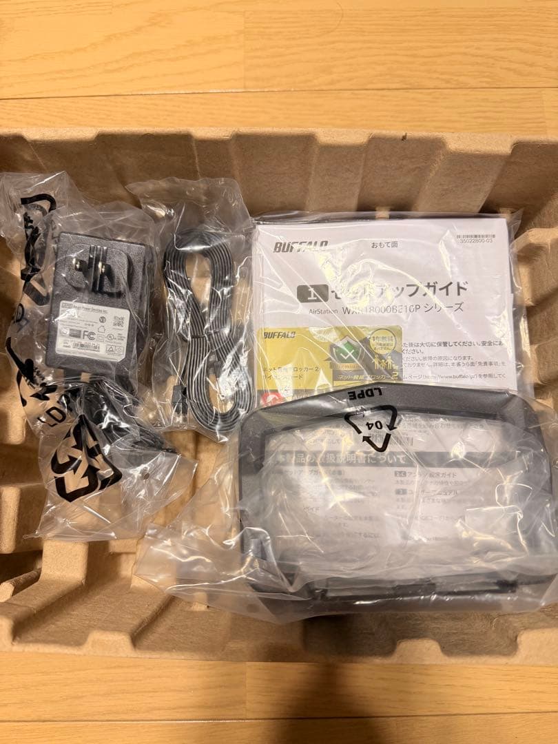 BUFFALO WXR18000BE10P/N ほぼ新品
