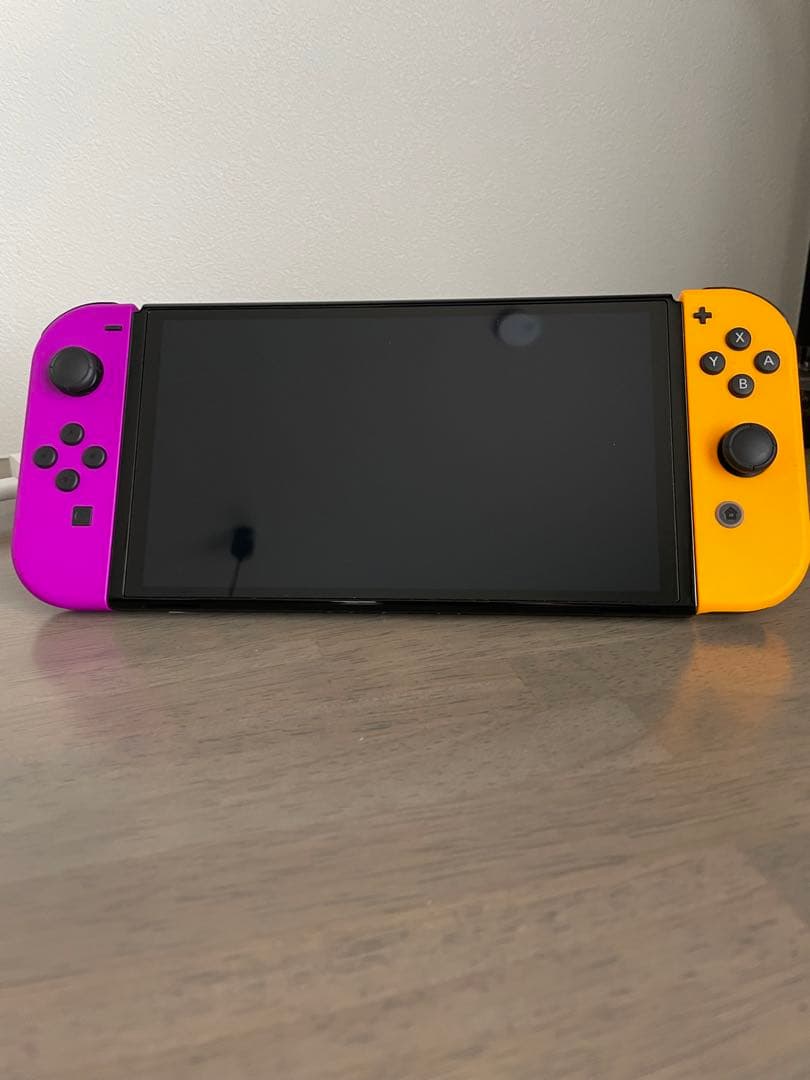 任天堂Switch 有機EL ジョイコン付き VUTRONG KHANH様