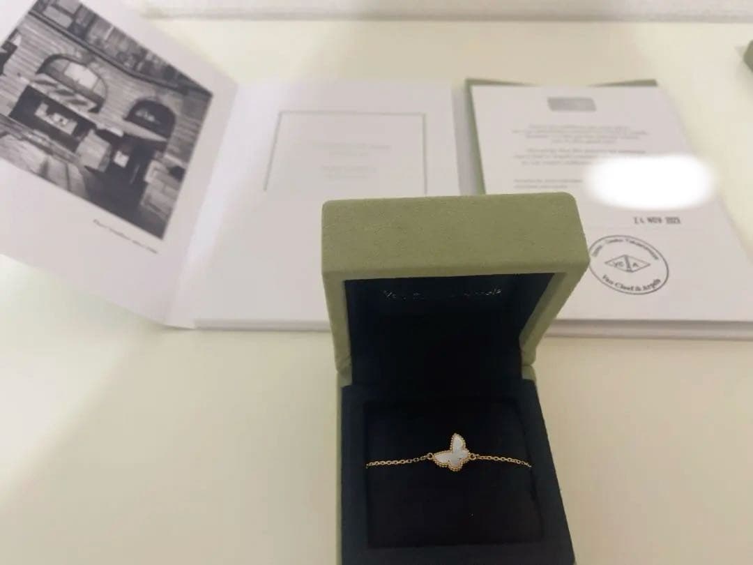 【新品未使用】スウィート パピヨン ブレスレット