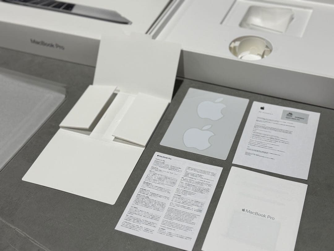 び*ど様 Apple MacBook Pro スペースグレー 本体