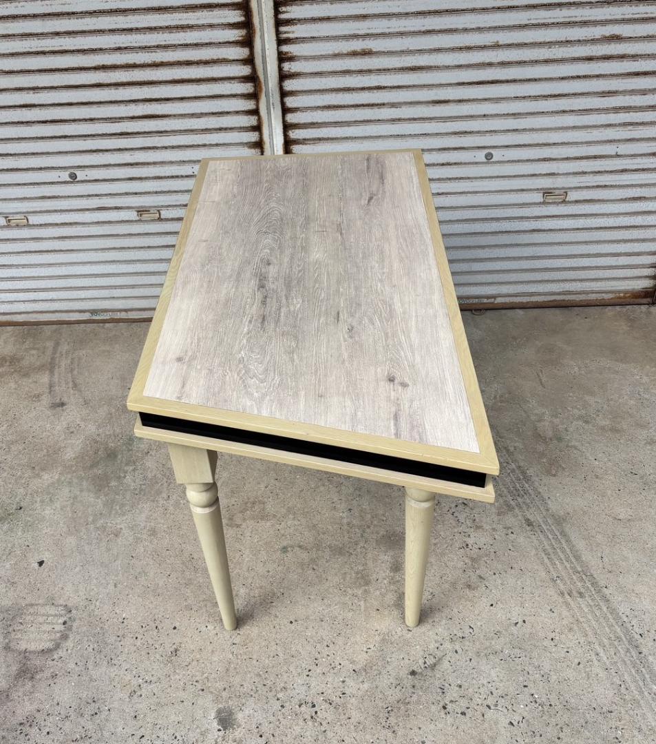 ☆送料無料☆ 造作家具 / ダイニングテーブル / ハイチェア用 / 照明付