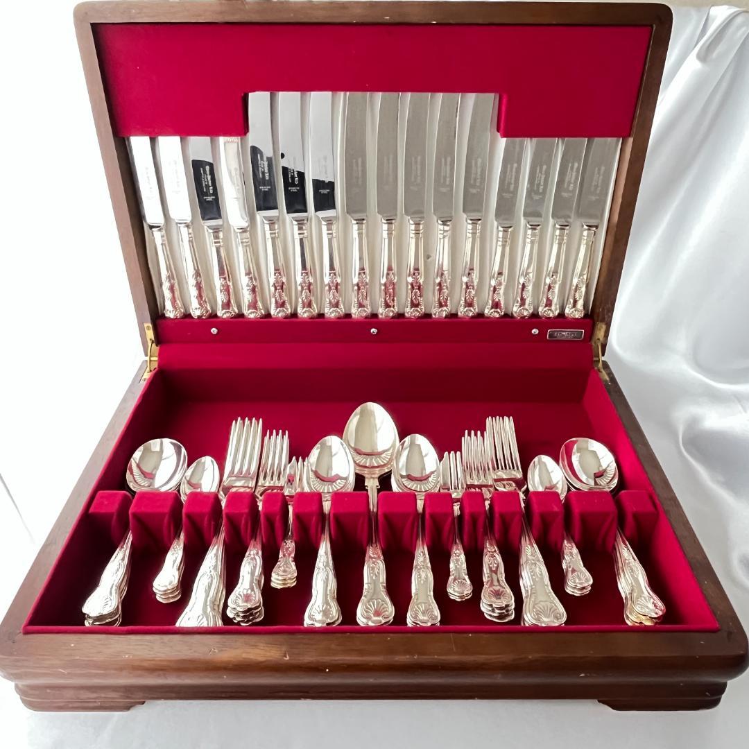 【Eben Parker】キングスパターンのディナーセット 8名用66本組