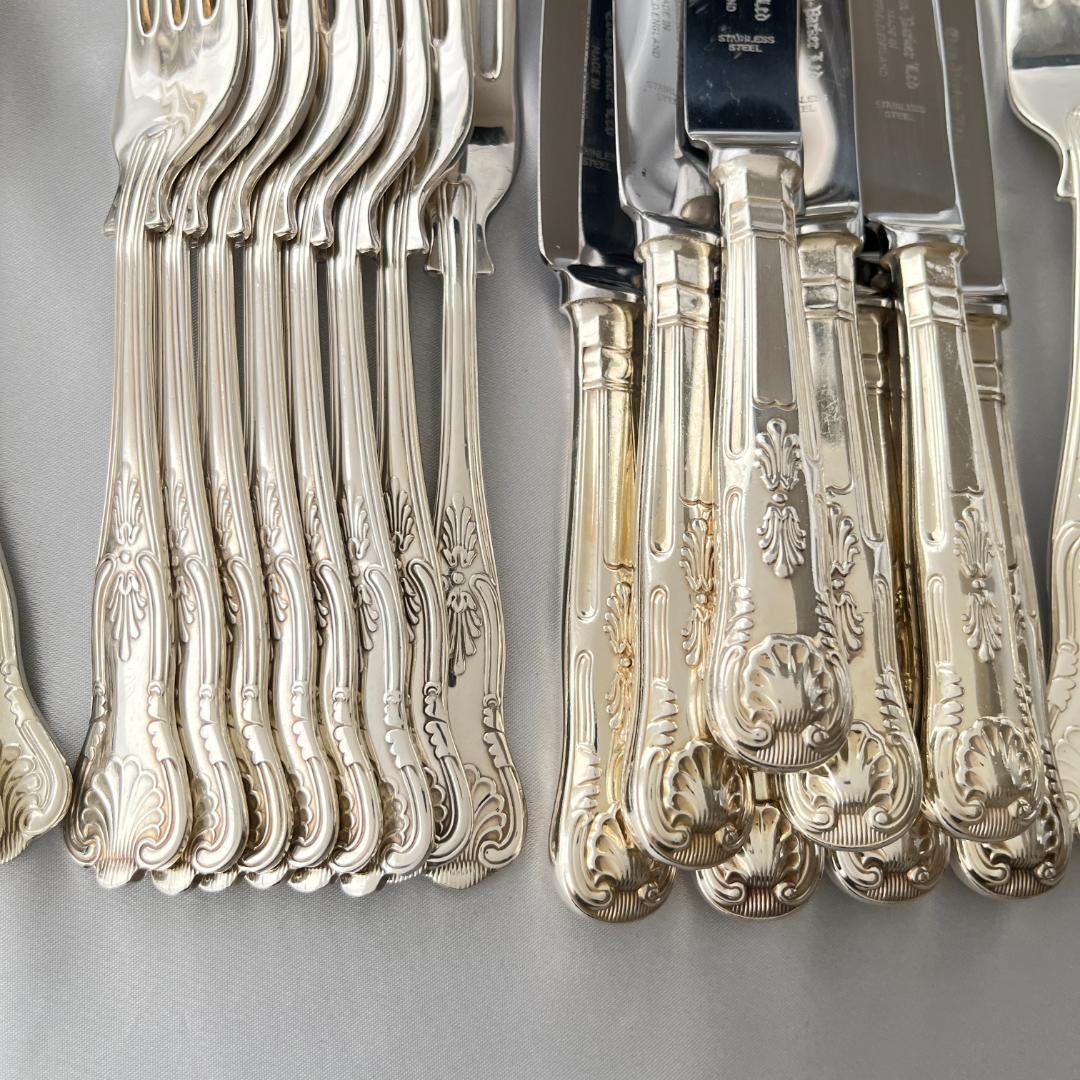 【Eben Parker】キングスパターンのディナーセット 8名用66本組