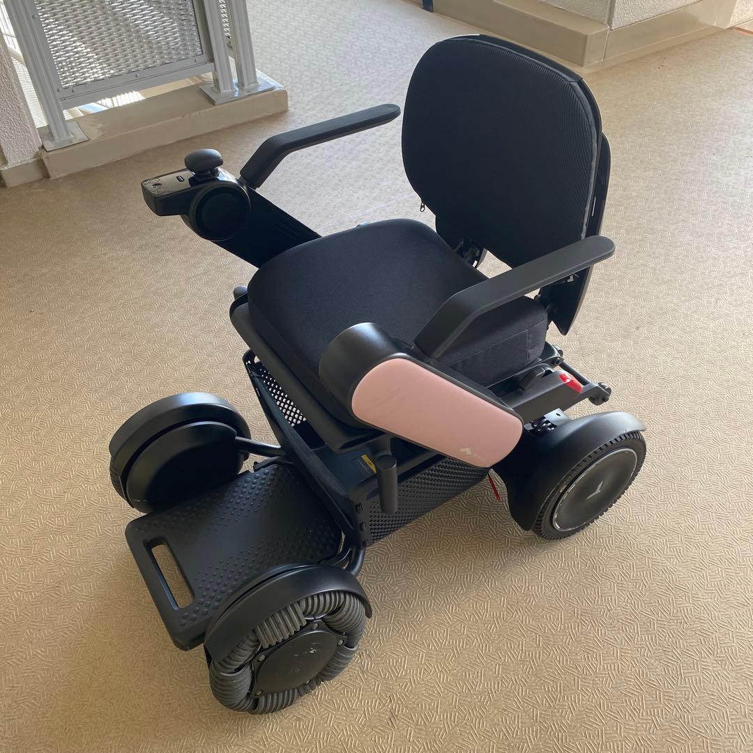 ※値下げ中！　電動車椅子　WHILL Model CK2 ピンク