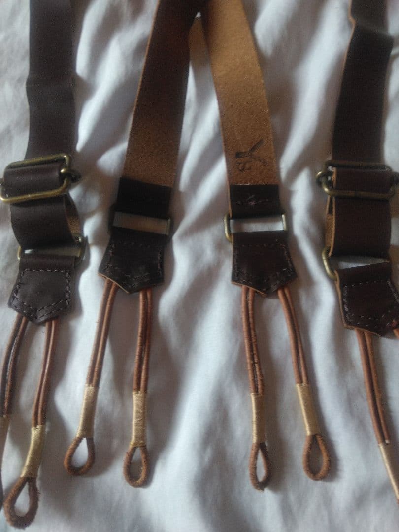 希少Y’s革ボタン留めサスペンダー