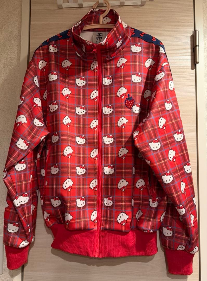 HEIHEI ハローキティ　サンリオ　ジャージ　上下