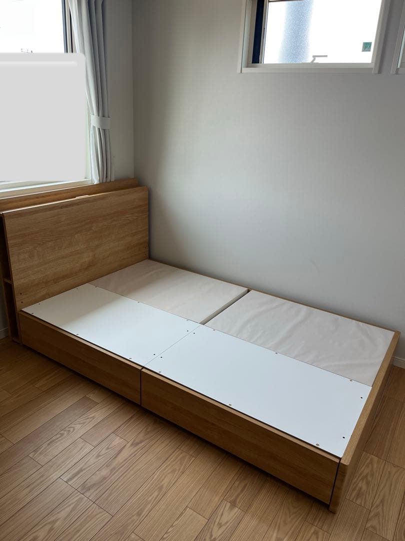 【埼玉県上尾市にて引取希望】ニトリ　ベットフレーム　セミダブル