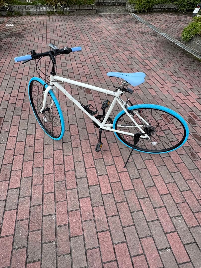 カラフル・クロスバイク(700c)関西圏内、個人配達致します。(交通費のみ)