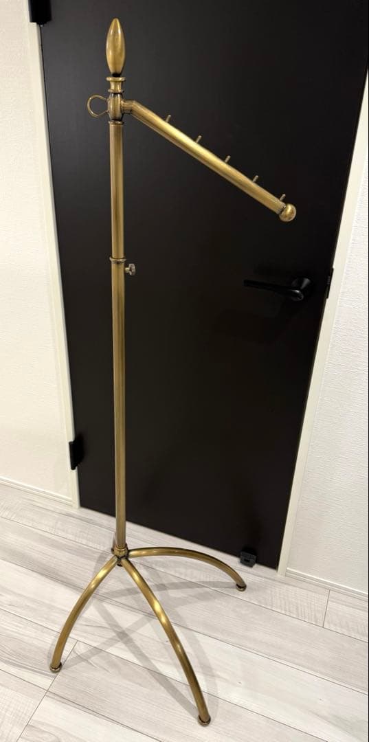 ハンガーラック　傾斜ハンガー　高さ可変　アンティークゴールド　ラスト1点