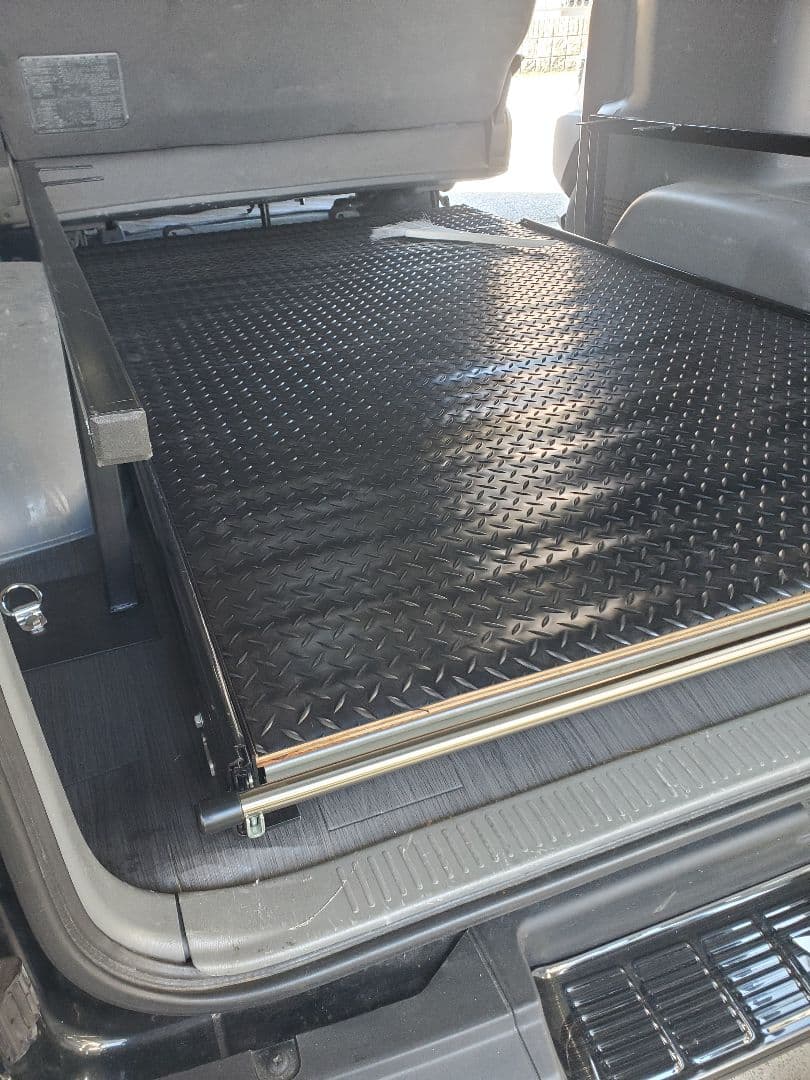 ハイエース スライドフロア スライドレール フレーム ヘルヘル様