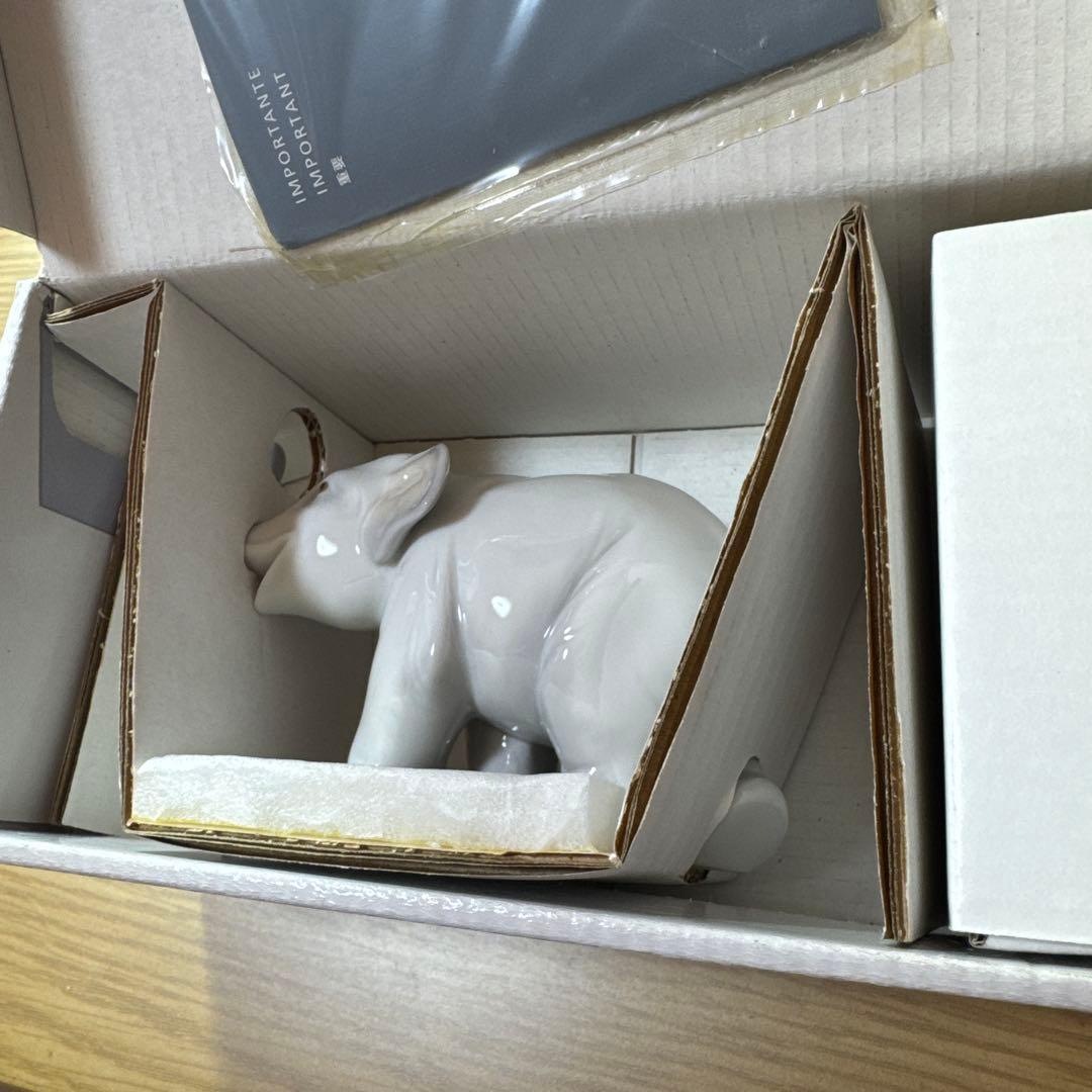 リアドロ　象　置物　陶器