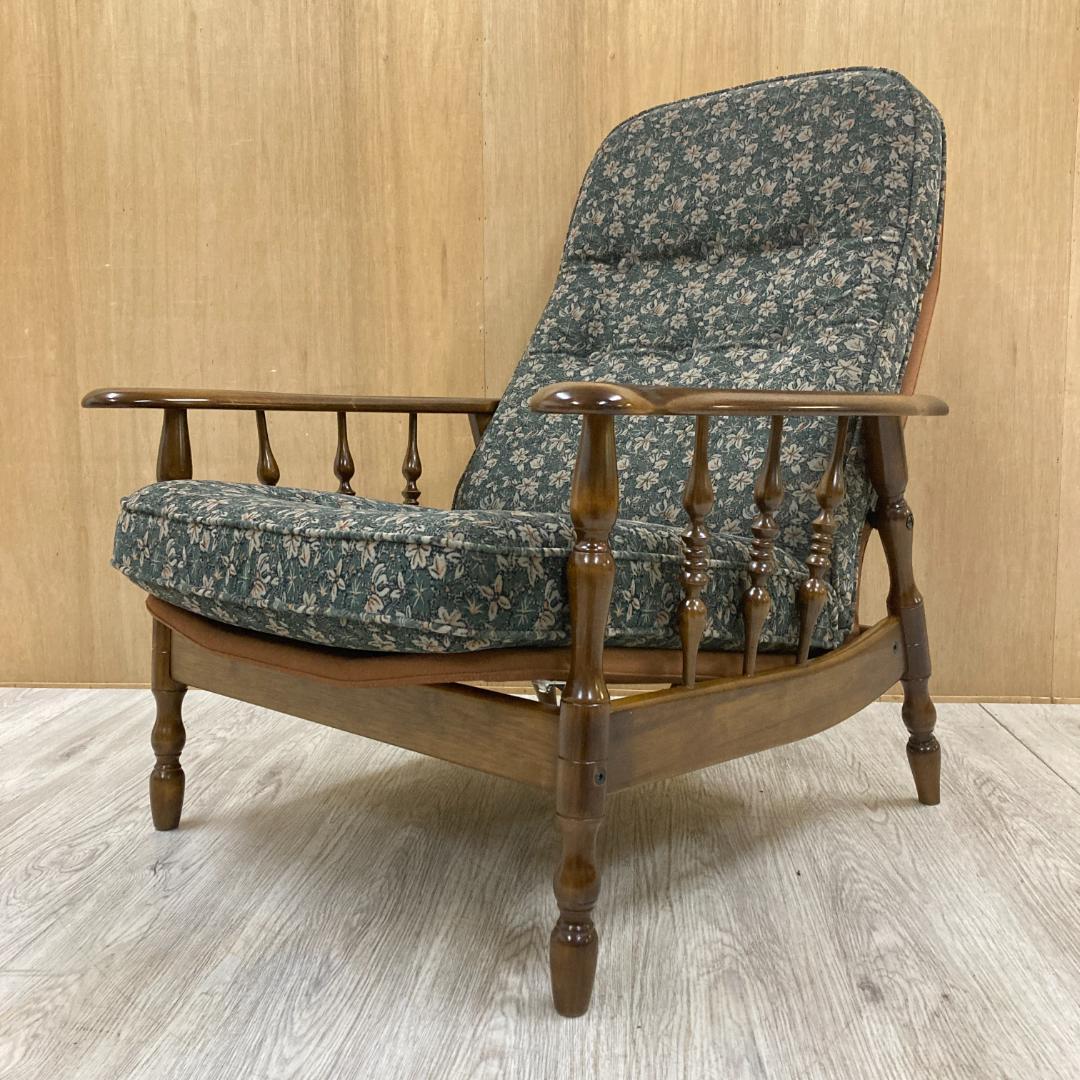 【カリモク】コロニアル　リクライニングチェア　リクライナー　RC6080FK