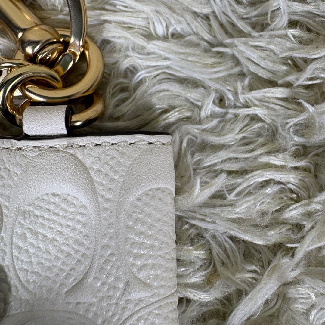 COACH コーチ キーホルダー チャーム シグネチャー フォトケース ホワイト