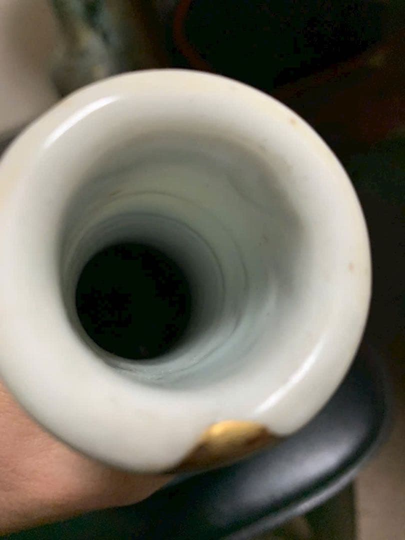 江戸時代　青白磁の動物装飾瓶