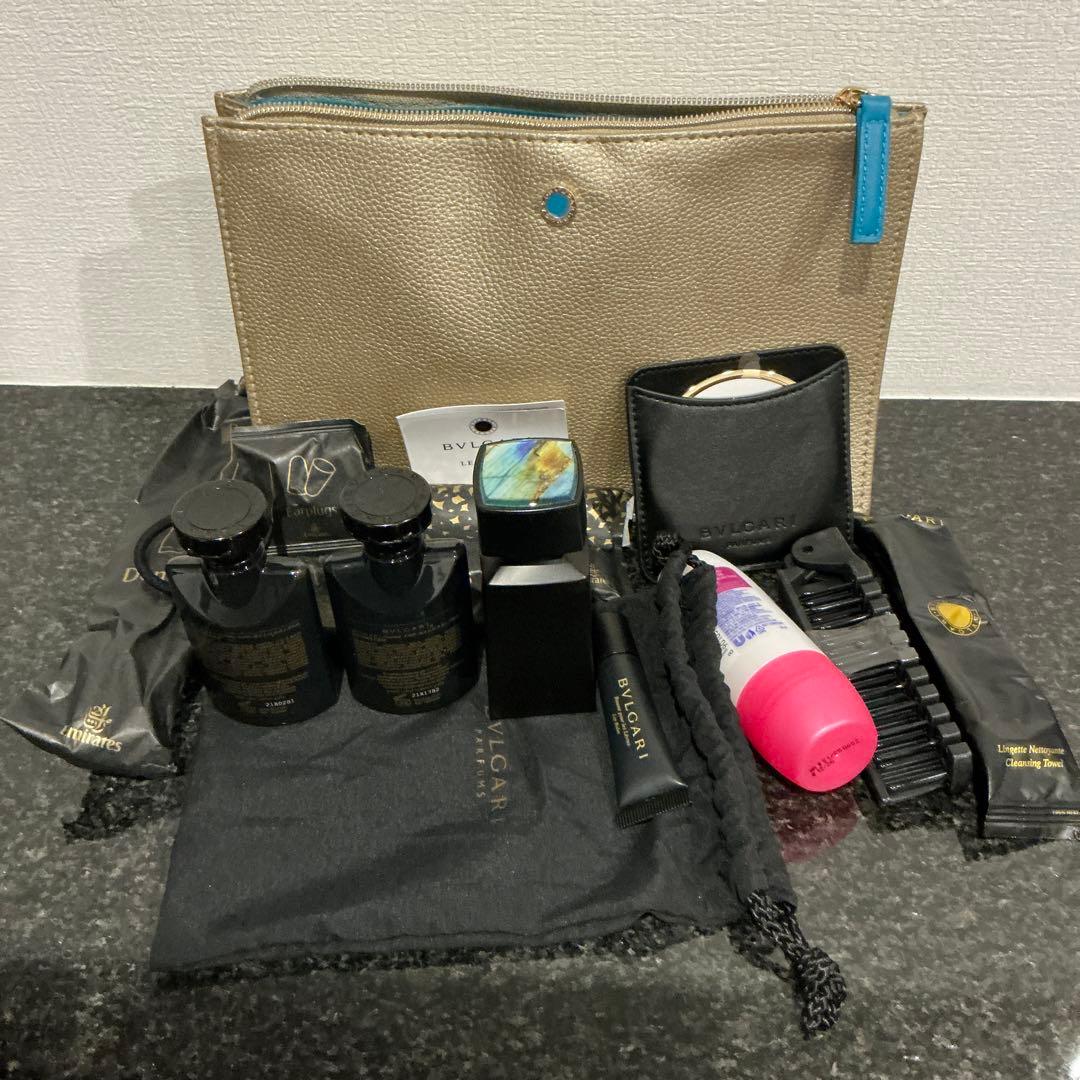 エミレーツ　ファーストクラス　アメニティ　旅行用　ポーチ　BVLGARI 女性