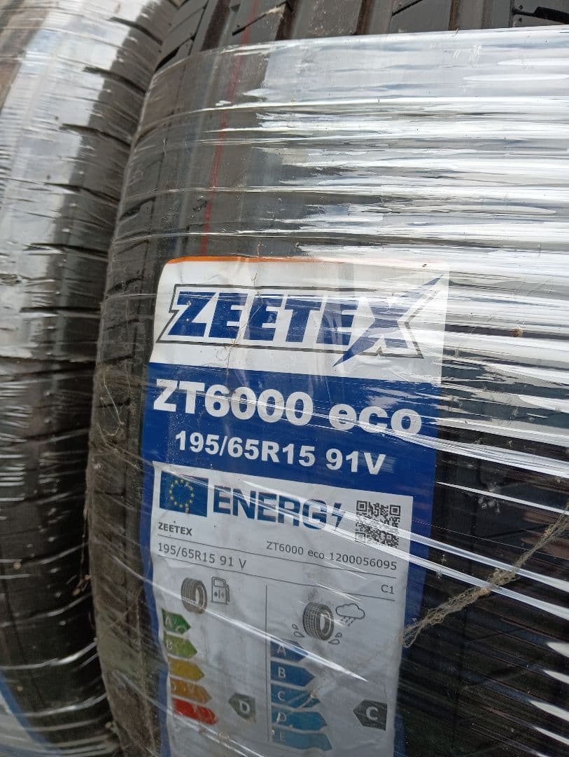 11日限定特価４本組　195/65R15 91V　ZEETEX ZT6000