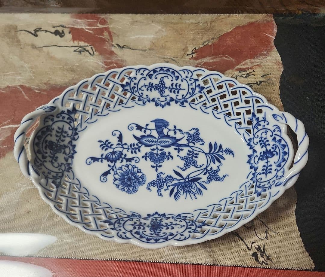 ブルーオニオン 透かし 楕円皿オーバルプレート【値下げしました】