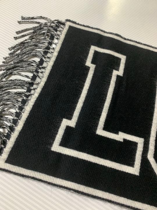 お値下げ　ルイヴィトン エシャルプ シティールイ マフラー LV カレッジロゴ