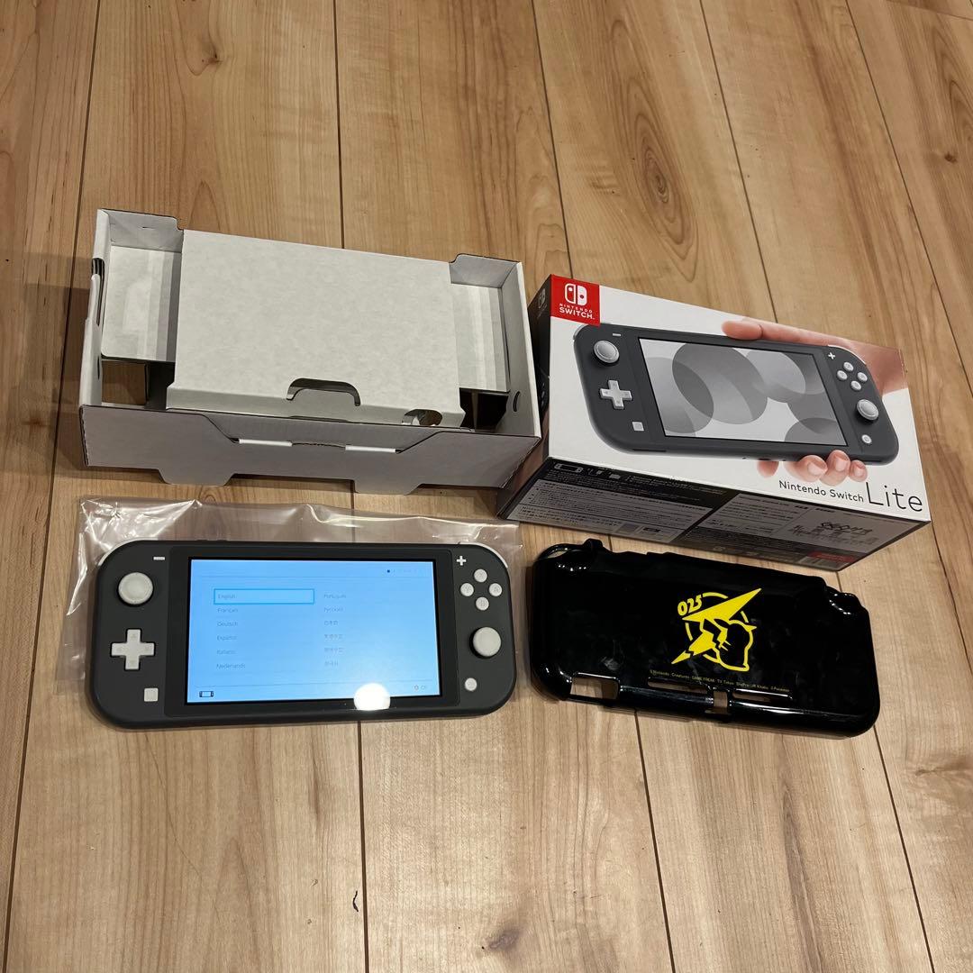 《匿名発送》Nintendo Switch light本体 ピカチュウカバー付