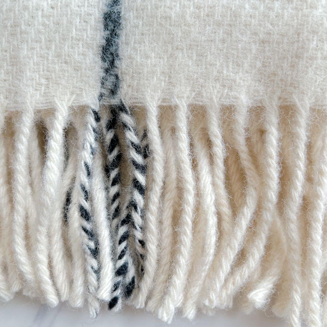 【未使用】KLIPPAN クリッパン　ストール　ヴィンガ　ホワイト（2ポケット）